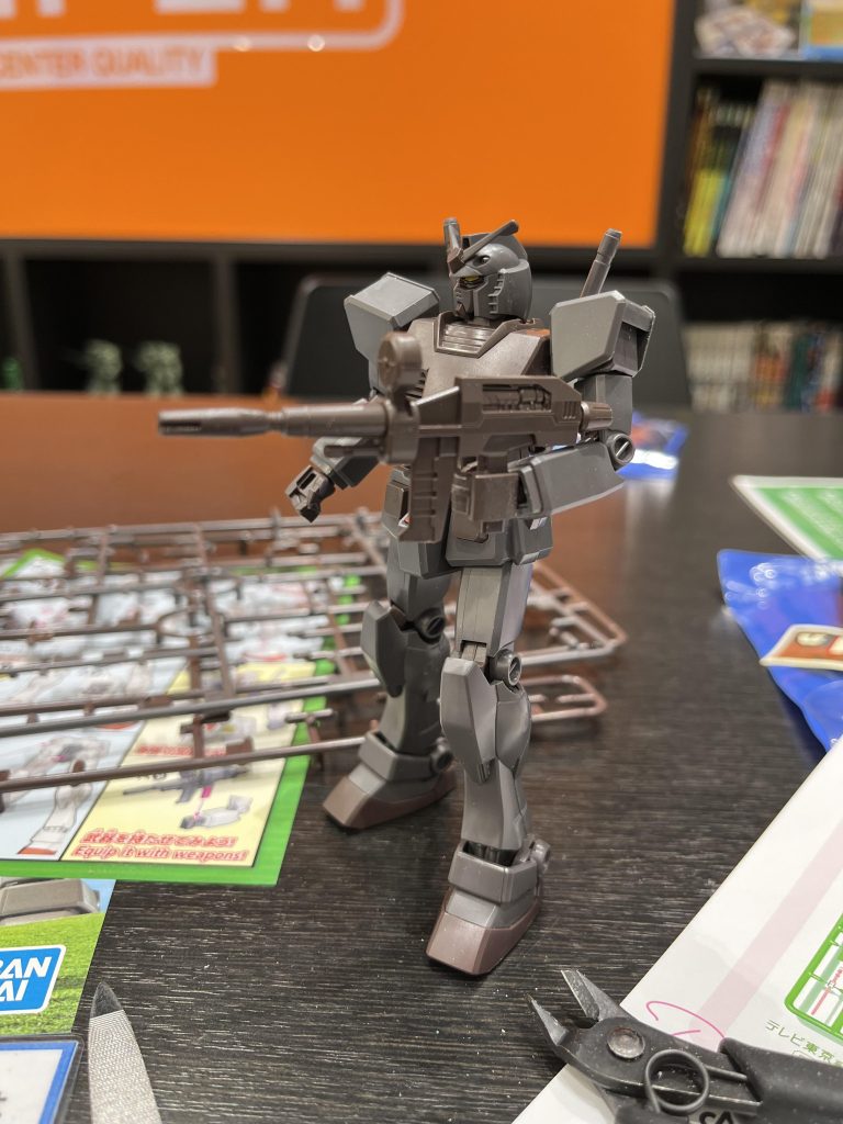 以上、お台場レポートでした！出だしはあれでしたが、欲しいものは買えたしキッズ達の微笑ましいガンプラ作りも見れたしで良かったかなと思います。エコプラガンダムは廃棄ランナーリサイクルで出来てるので実は色がみんな微妙に違ってたりします！←向かいのキッズ達のは赤や黒のパーツが入ってました！(◎_◎;)素敵なイベントだったので運営さん頑張って下さい💪追伸　HGサイコドーガやRGハイνガンダムチタニウムはガンダムベースのポイントカードみたいなのに登録して身分証明書が必要なので買いたいなって方はご注意下さい⚠️