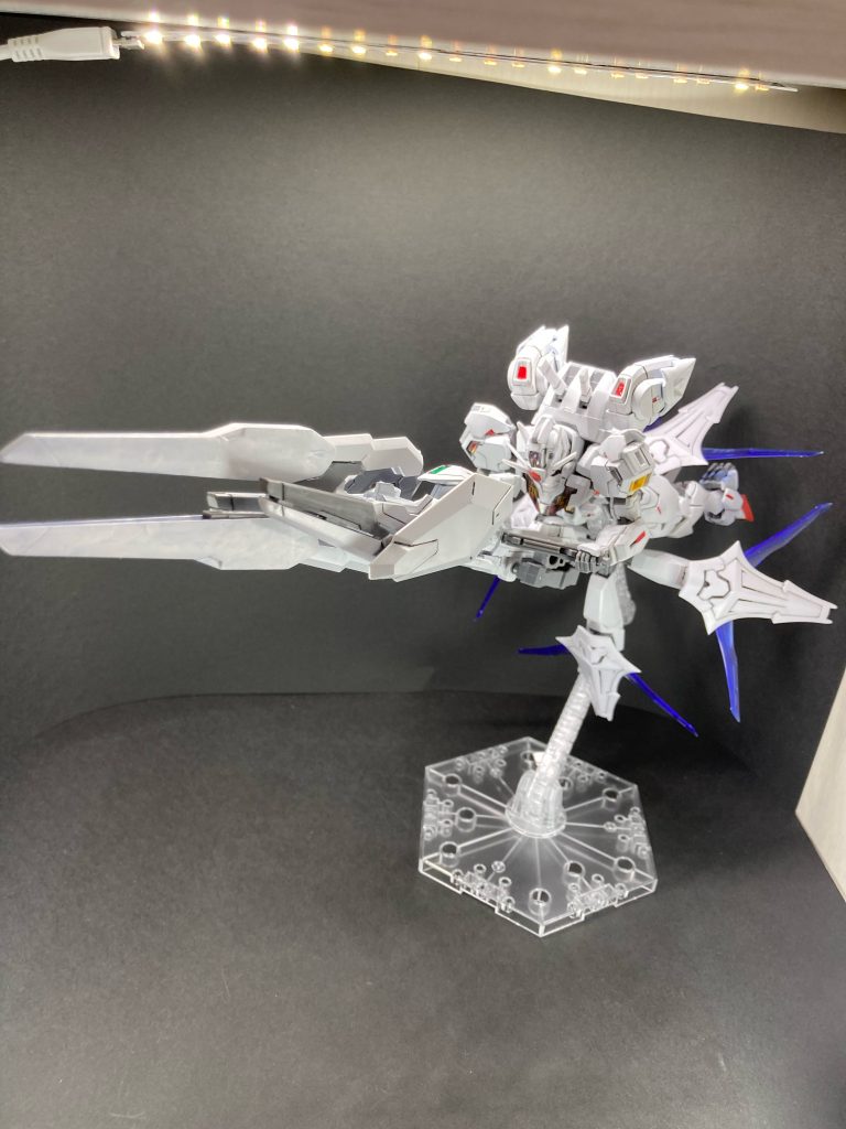 ガンダムエアリアルE–3枚目/制作者:kinonon