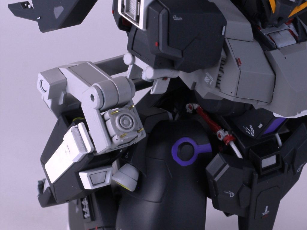 交換腕の接続部もぬかりなく。