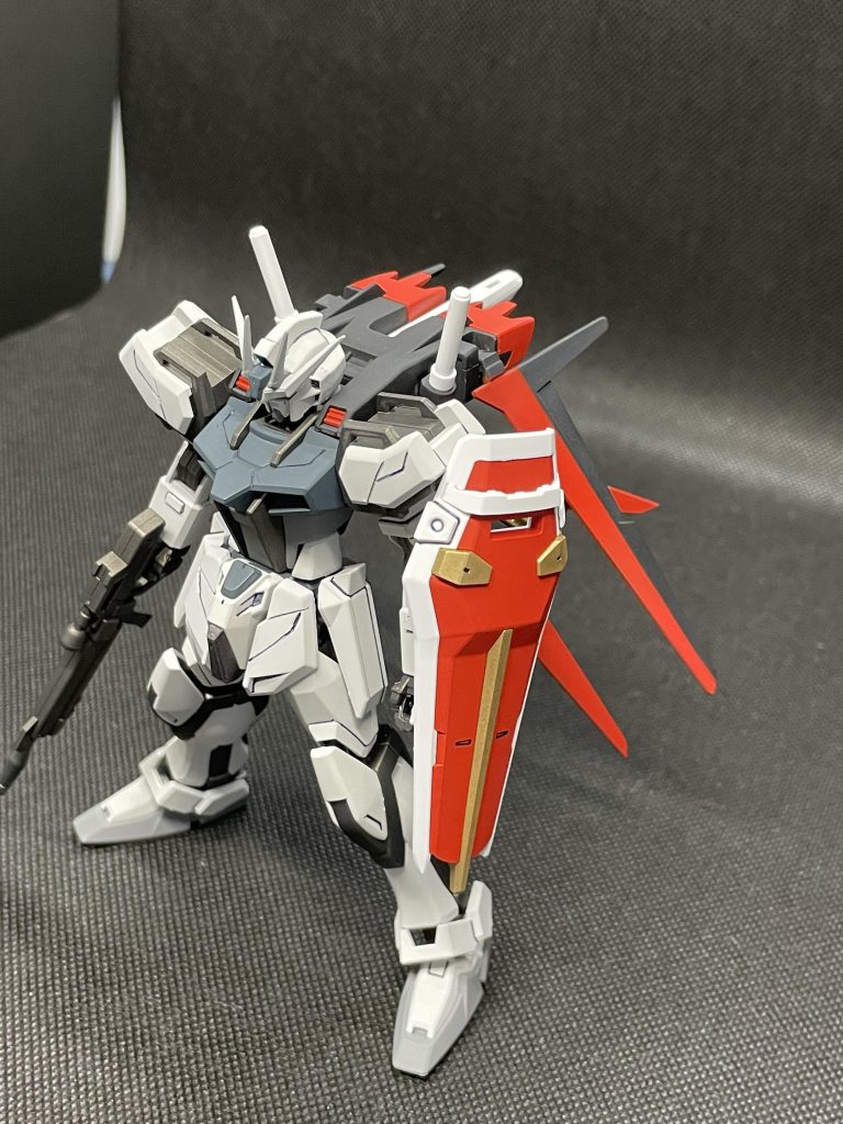 エールストライカーを装備