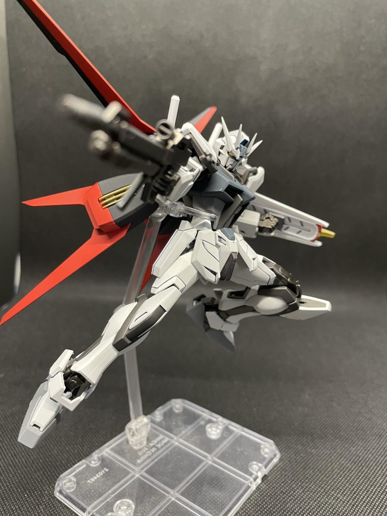 種死のストーリーがめちゃくちゃだったので劇場版のストーリーにも全く期待してないのですが、MSはカッコいいのが沢山出てくると信じてます来年発売するガンプラにも期待ですね