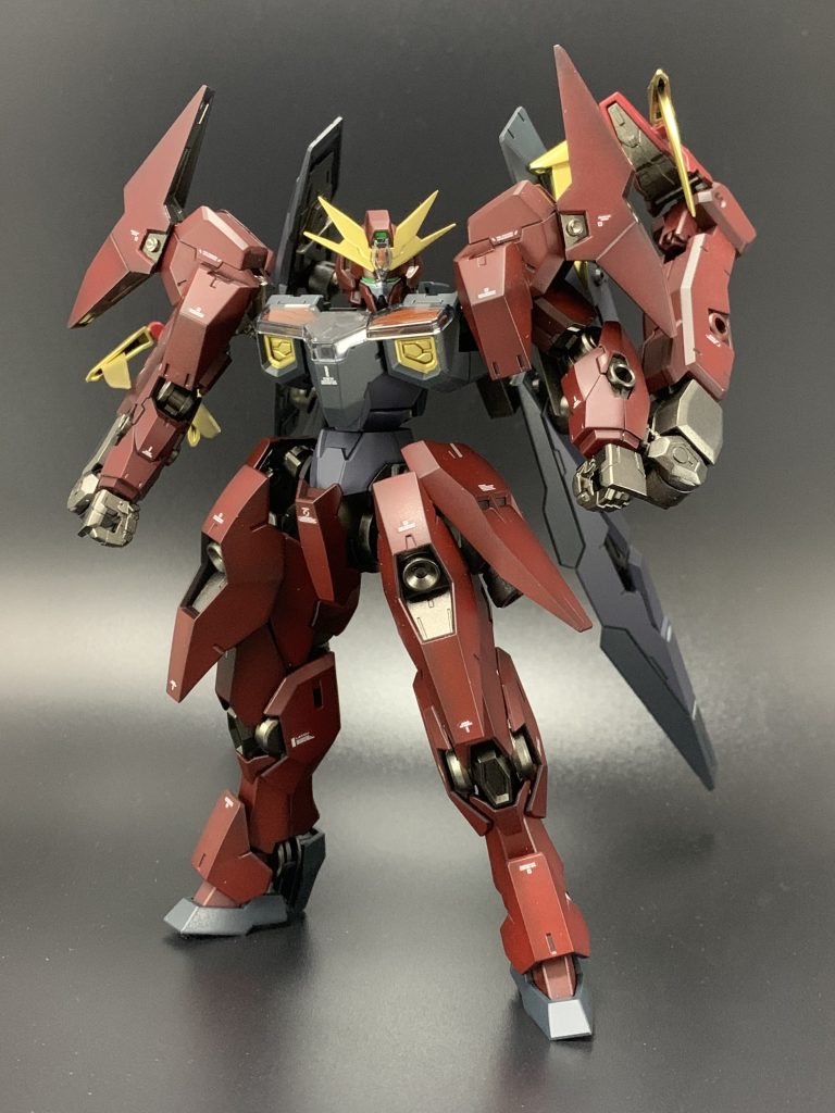最初にウルを改造してアシュタロンにを思いついたのですが、ソーンはどうやったらヴァサーゴぽくなる?と悩んでいたところガンヴァルヴァのデザインを見て、これガンヴォルヴァもミキシングすれはいける!と開始しました。