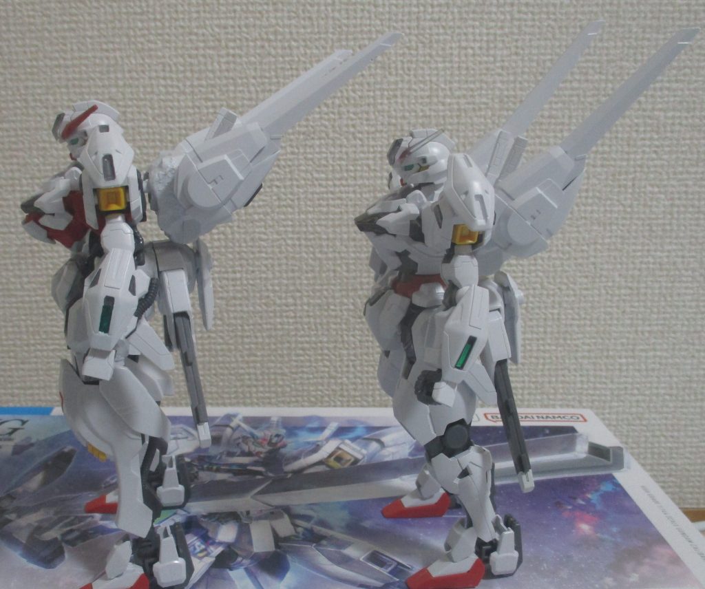 ガンダムフレーム化のため、腰の赤い部分が消えるので、角と胸パーツの一部を赤色にしてます。