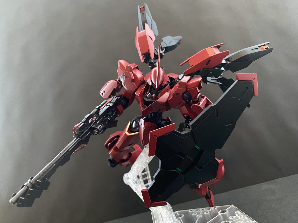 　戦闘時のイメージとしては、複数のベギルペンデ系の機体と共に、アンチドート同時使用の重ねがけ、そこに本機のGNフィールド展開により、GUNDフォーマットの無効化という、対ガンダムに特化した機体とオラ設定。