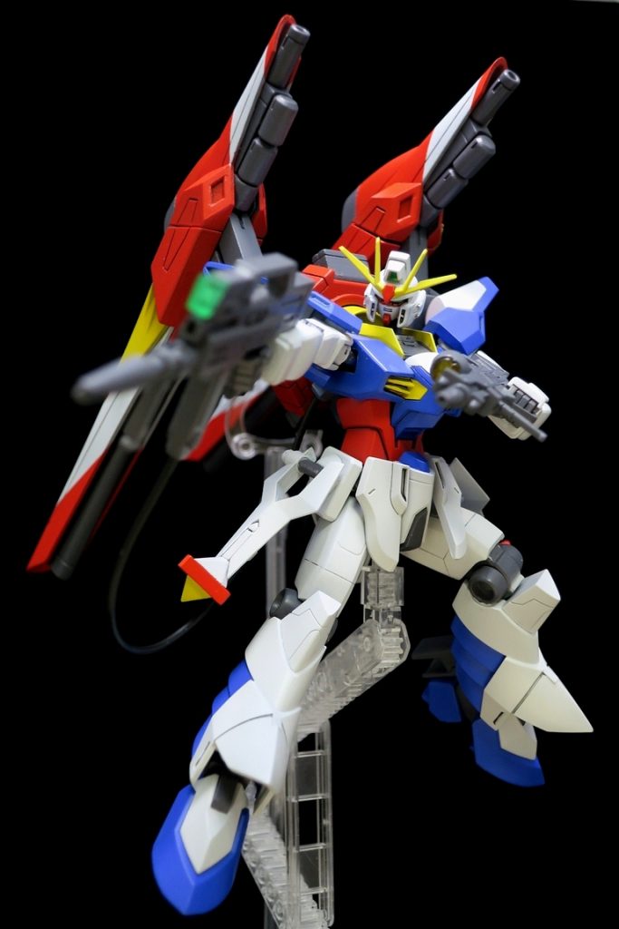 クロスレイズの待機画面マシンガンもライフルもスコープをクリアパーツにしているのがお気に入りです。