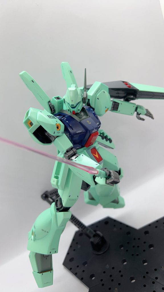 安定したカッコ良さのジェガンです。