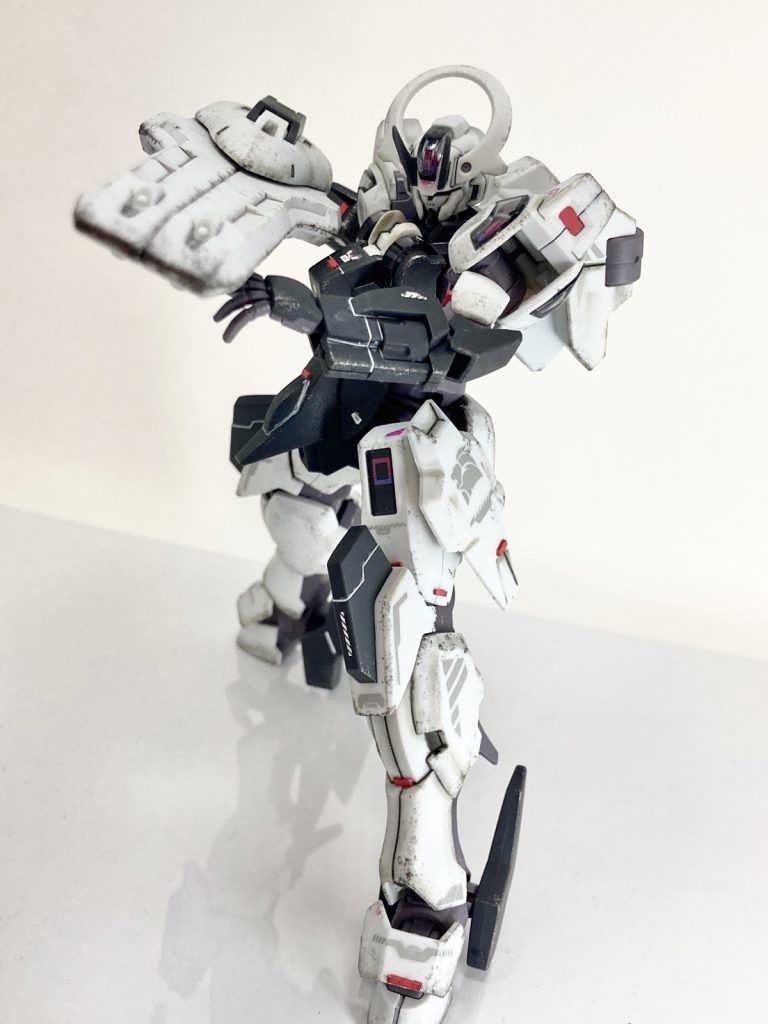 ガンダムシュバルゼッテ–2枚目/制作者：レン@筆塗り部分塗装