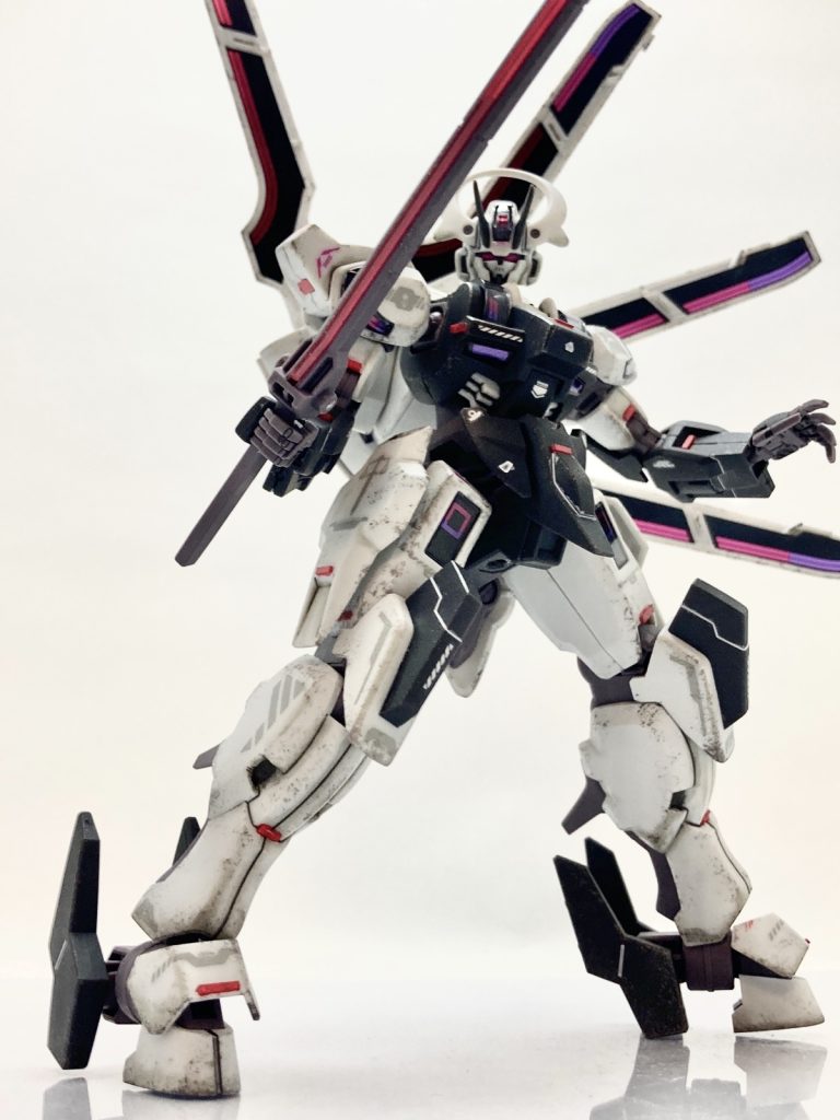 ガンダムシュバルゼッテ–4枚目/制作者：レン@筆塗り部分塗装