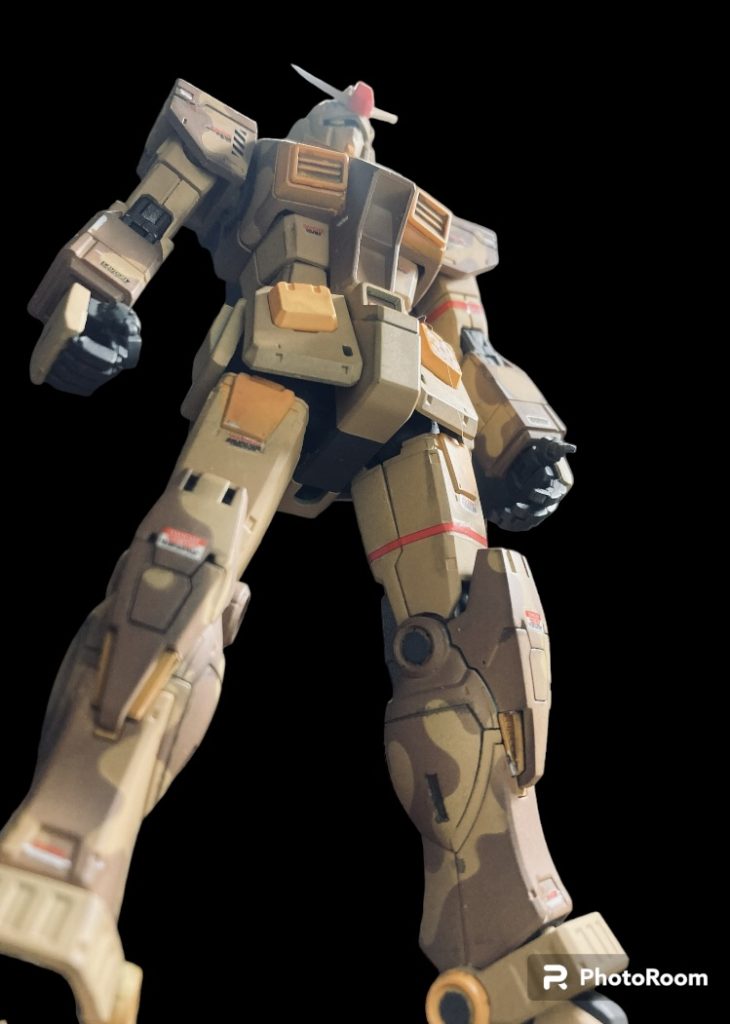 中身はオリジン版に新規パーツが少し入ったものでした。