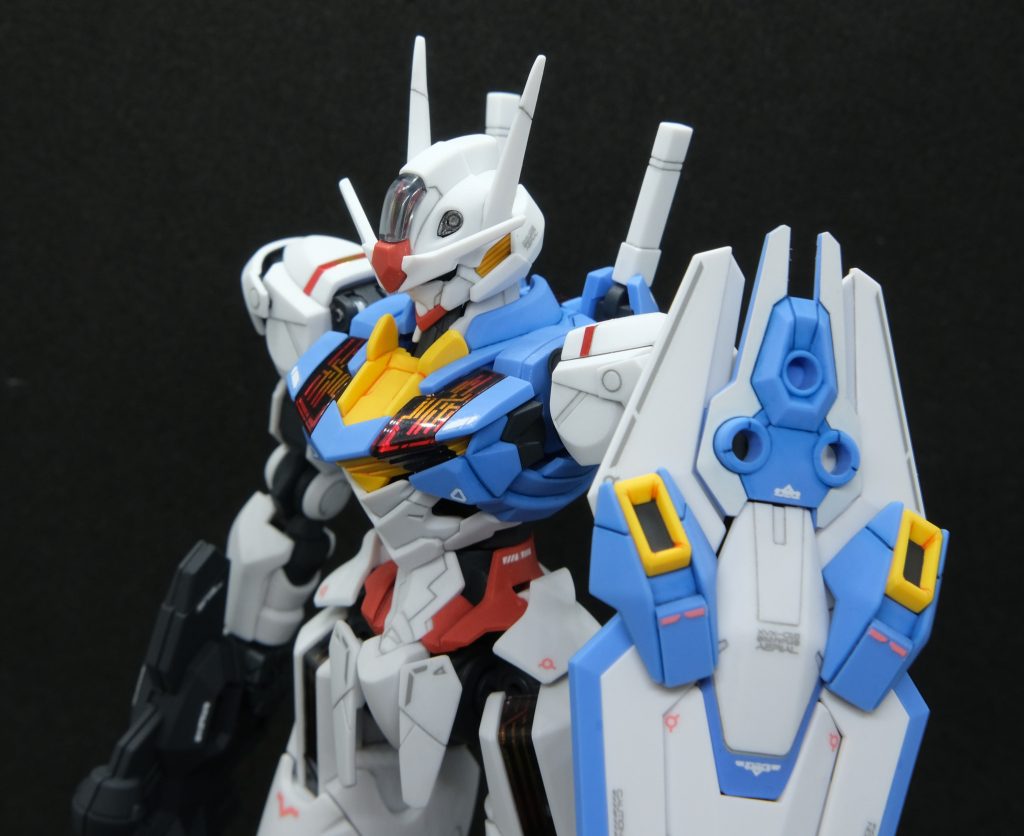 ツヤツヤなシェルユニット気付いた方いらっしゃるか分かりませんが各装甲の裏側はブラックアウトさせてます。