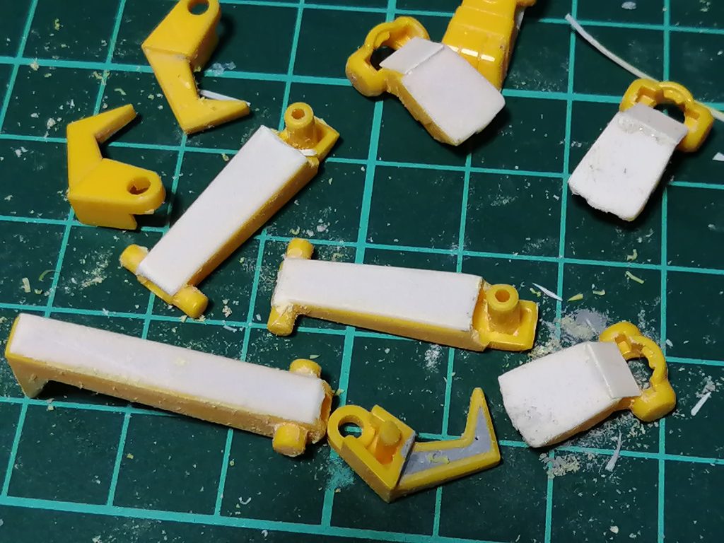 基本無改造ですが、穴埋めと。