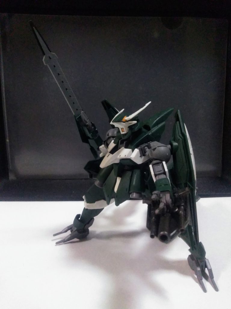 この子といい『グレイズ アイン』といい、主人公のラストバトルの相手が大きいのはとってもロマンが在ります😁 バトル モノのセオリーですね🤗お目汚し ありがとうございました。