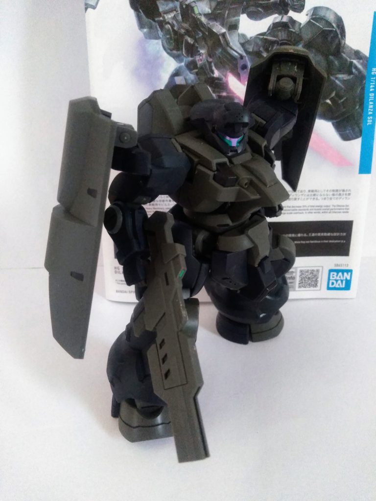 殺人的な暑さが続く今日この頃😓💦               皆様お体には呉々もお気をつけて下さい🤗      ヨウヤット『ディランザ・ソル』をコサエテみました😊