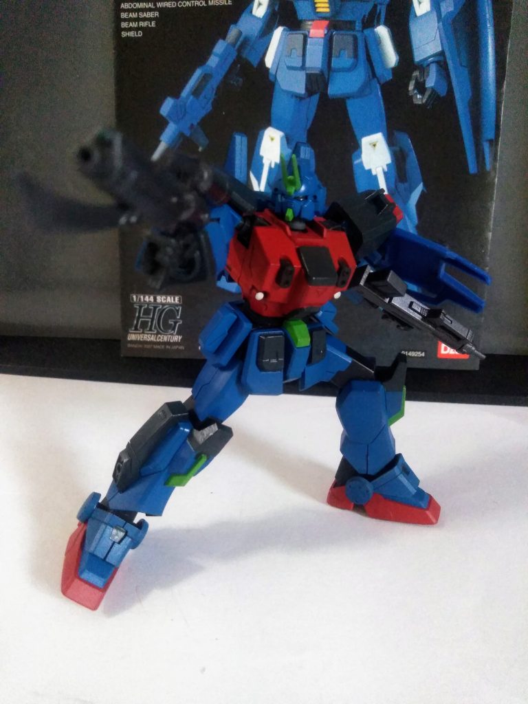 アレやコレや語ってみましたが2007年発売の｢HG No77 の旧ブルー デスティニー 2号機｣を弄ってみました😤　脳内設定では『天斗戦で中破した機体を宇宙戦用に改修』としております😂