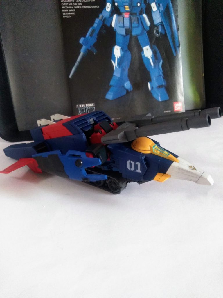 GNSTA様にお世話になって３０回目に投稿したキットです😁　　　　　　　　　　               無理やり『B.D』を差し込んで居るので一寸バランスがオカシいですね😆