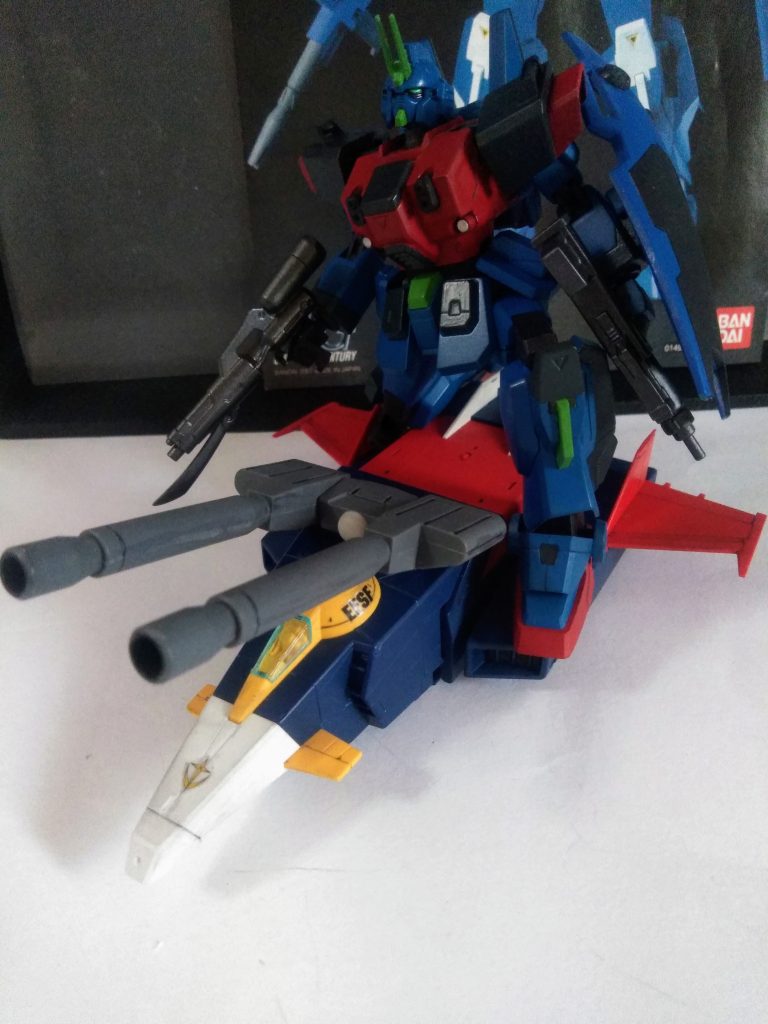 『 G ファイター』頑張ってスジ彫りしてみたけど、撮影が下手なのでヨウ解らんですね😢