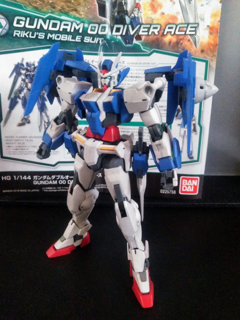 まだ記憶に新しいと存じます😊　　　　　　   2018年発売のこの子、先ずはノーマル形態『ガンダム ダブルオー ダイバー』をご覧下さい🤗