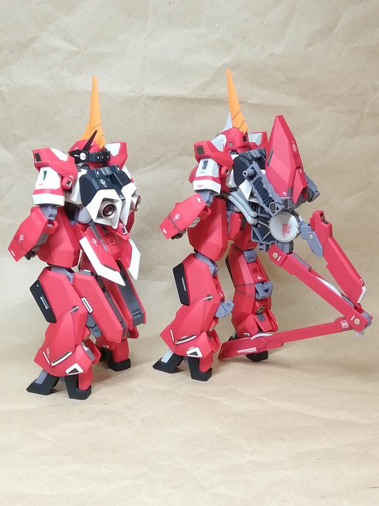 アクアハンプラビ予約受注時に詳しく知らずに飛びついたものの、アクアユニットをウェポンコンテナと勘違いしていたことをレビューサイトで知り、モチベーションが上がらずそっ閉じして放置していましたモチベーチョンが上がらずとも過去にポチポチした荷物が届く圧に押され、2箱消化できるアクアバーザムに手を付けました