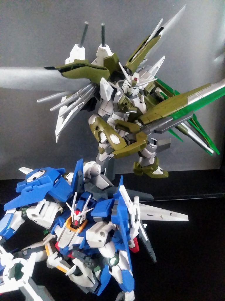 プラモデルだけで無く、ゲーム『ガンダム ブレイカー 3』でまで再現してみる事が出来る❗ 一人のモデラーとして最上級の悦びですね😍💕お目汚し ありがとうございました。