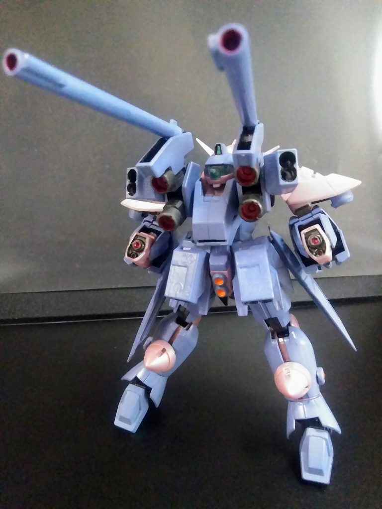 コレまでの人生での鬱積が堪っているので沸点はかなり低いとの事😓　　　　                 『キャノン フェイズ』へ移行😋『GN ロングレンジキャノン × 2 ・GN ミドルレンジキャノン × 4・GN ショートレンジキャノン × 2・GN 2 連ミサイルポッド× 2 』