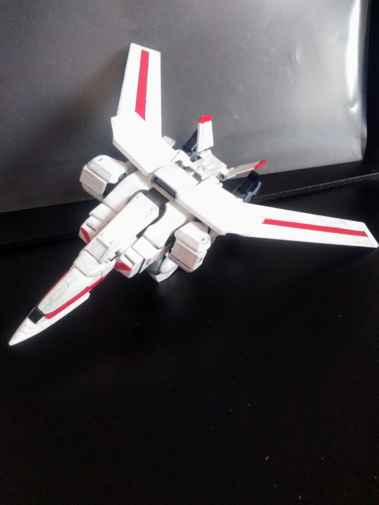 マクロの空を貫いて視線を送ったその先は…『パーメット スコア セブン』                『VF-1 J 春