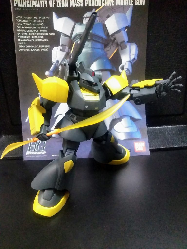 幼少期はこのデザインが、丸っコくて口先の丸穴ダクトが『豚さん🐷』みたいと、好きでは無かったのですが大人になるとアラ不思議❓ MS中『三番目』にすきな機体となりました🤣(なんでだろう?)