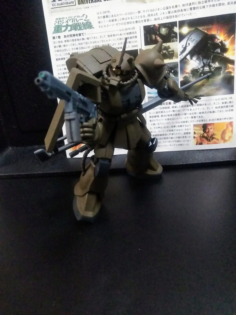 ショートレンジや緊急離脱用に『90mmマシンガン』を装備😆