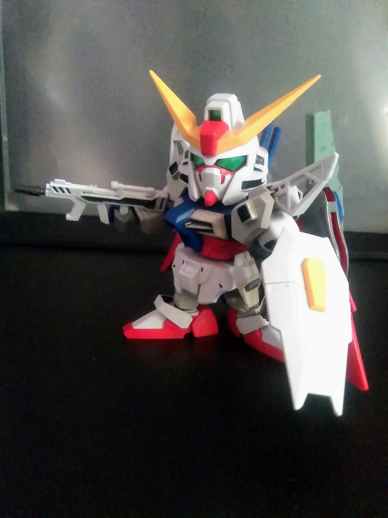 次なるこの子はフォース 『フルブラスト』所属『デスティニー ガンダム ミニブラスト』  ご覧の通りに『SDキット』と成ります🤣