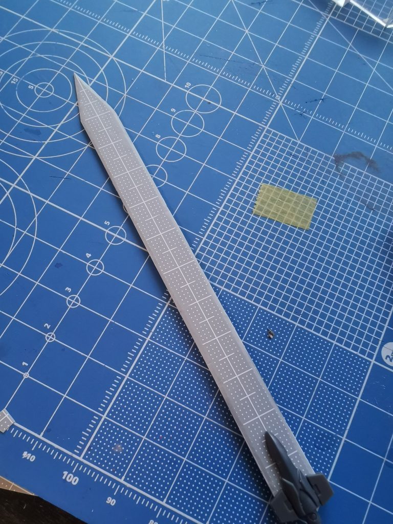 薄く作りすぎて、刃の研ぎがうまくいかなかったなぁ。