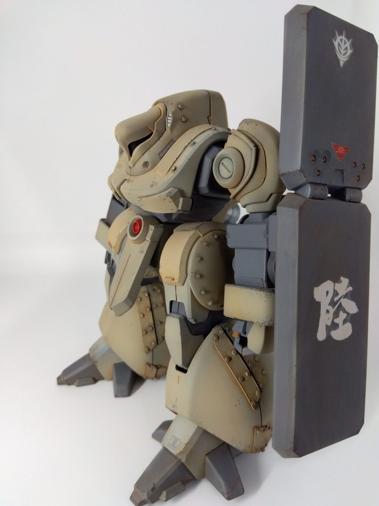 戦車イメージなので　地上用っぽく「陸」の漢字を貼りました。