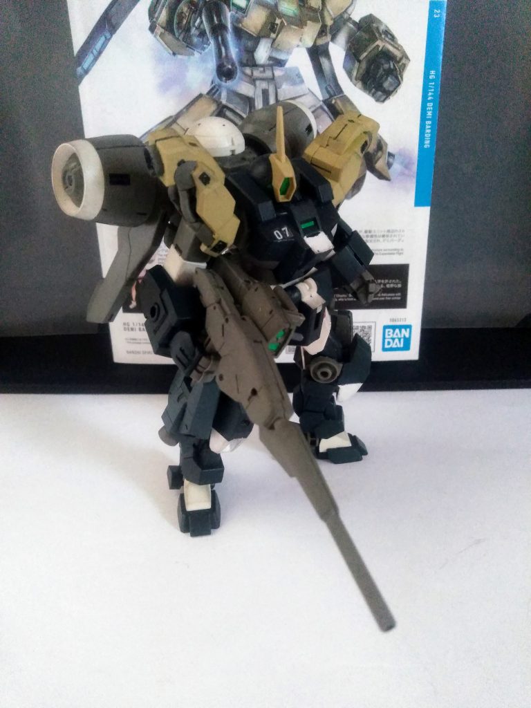 お盆を過ぎたのにこの暑さ❗皆様、お身体を労り、くれぐれも体調不良にはお気をつけ下さいますように🙇                   さて、皆様方の『デミバーディング』もボチボチ出揃いましたと考えますので、及ばずながら自分も参戦したく存じます😤