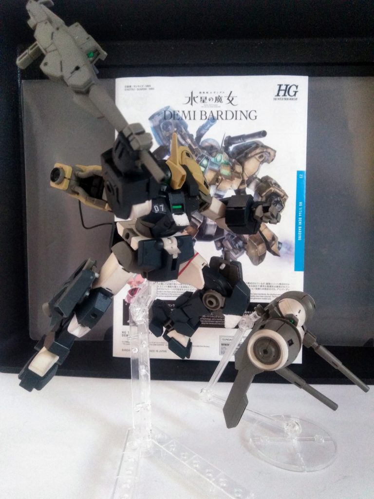 皆様方の作品を拝見すると、ライフルはこの様に使うのが『デフォルト』の様なので、自分も肖りたいと思います😂では、茶番はこの辺でイツモのヤツを逝ってみますか❗😤