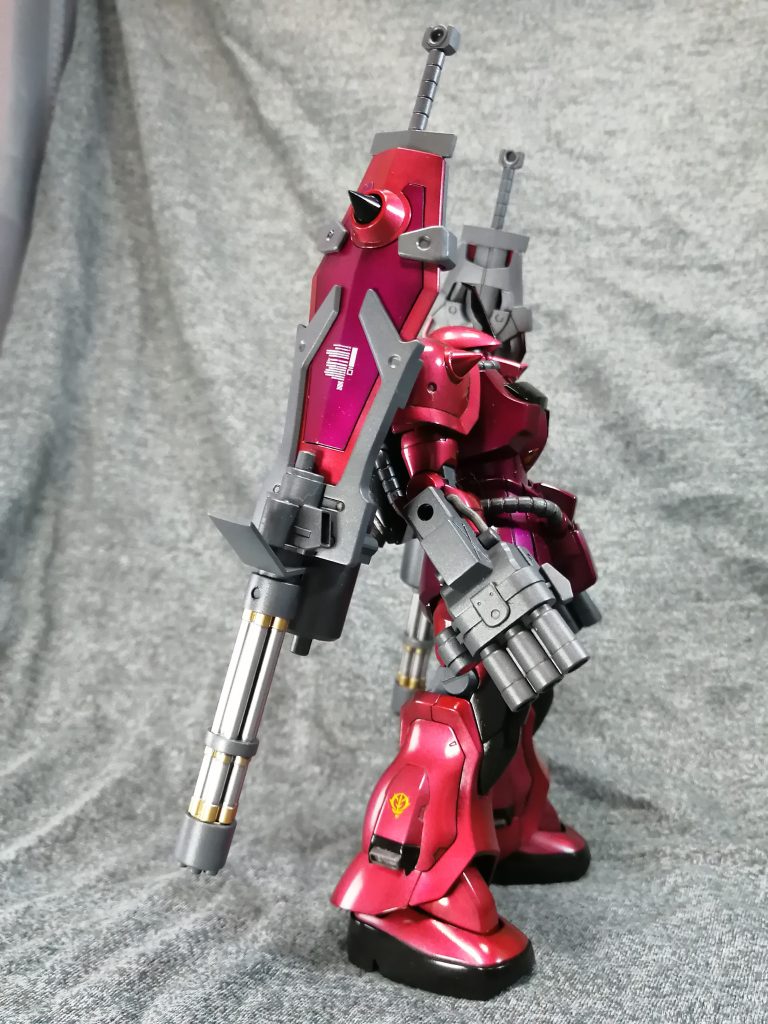 グフ・カスタム レッド・オーガ 『紅鬼』–5枚目/制作者:LUCIOLE