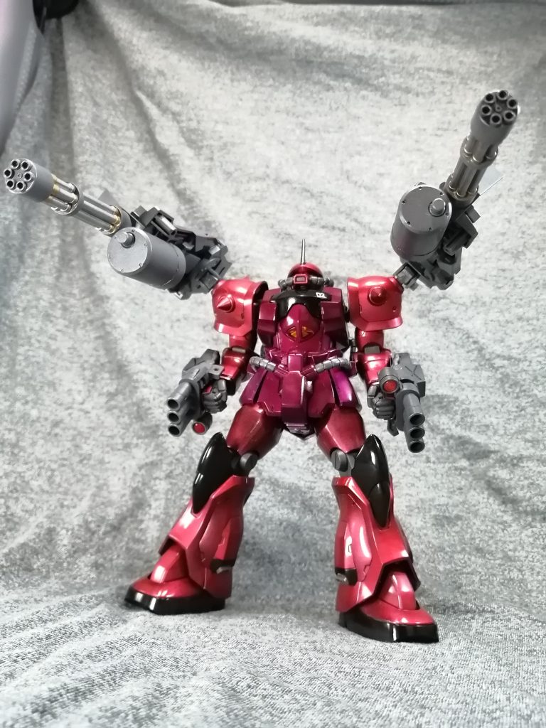 グフ・カスタム レッド・オーガ 『紅鬼』–8枚目/制作者:LUCIOLE