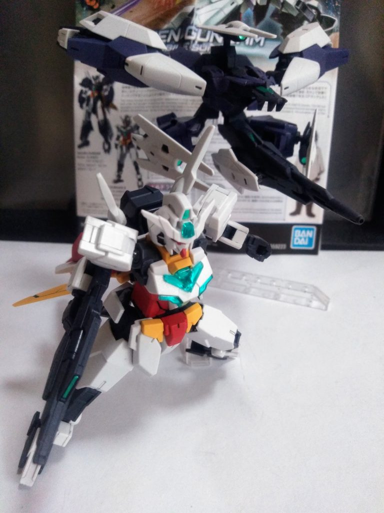 『天王星と七番』のキットには『コアガンダムⅡ』が同梱しています😆               劇中順守の正規カラーリングとなります🧐