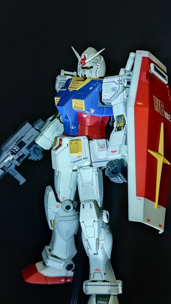 エッジ部分は黒パステルで強調し、立体感を出してます。ワンパターンな加工ですが、お気に入りです。