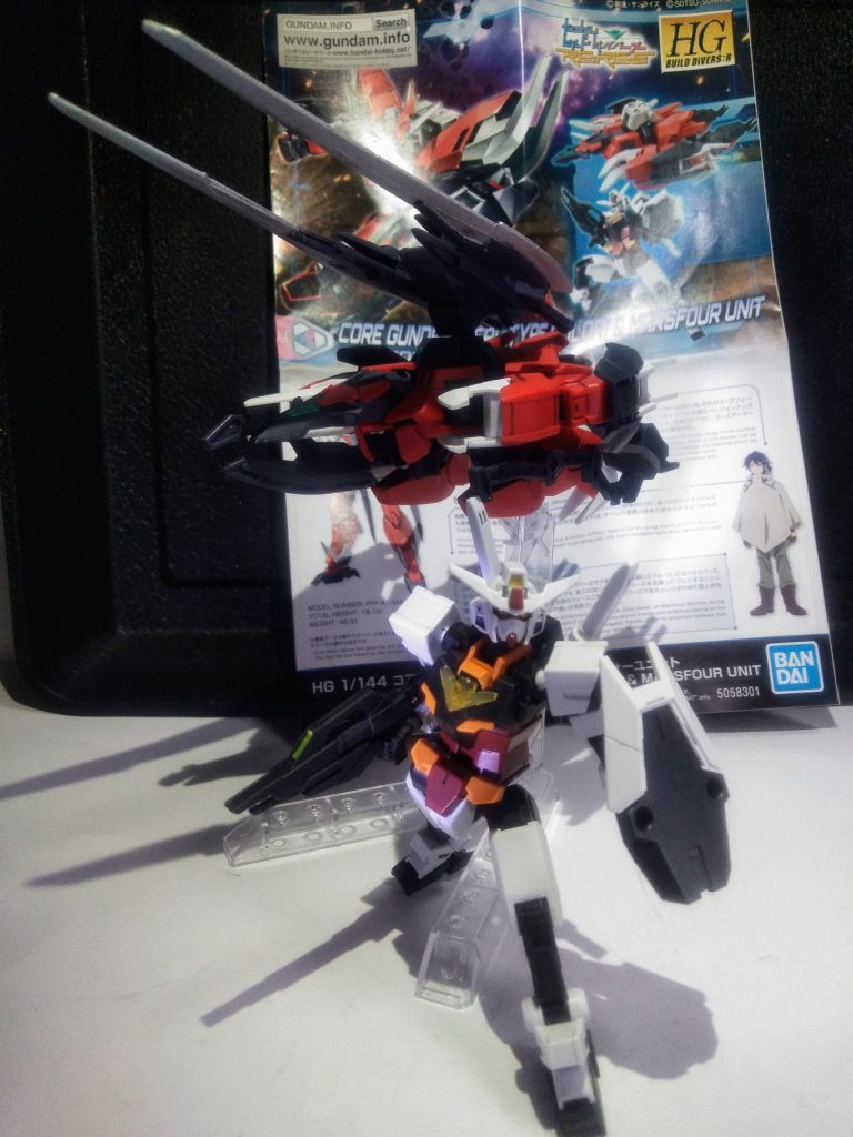 もぅ、同じ仕様が6回続くと書き込む事が思い浮かびません😢 コチラの『コア ガンダム』は『リアルタイプカラーver,』だそうです🤔