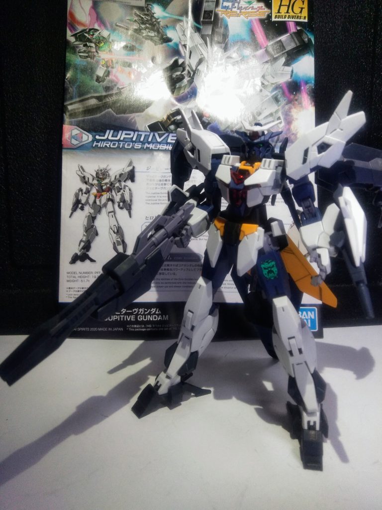 通算八回目の『コア ドッキング!』 折角いい感じの配色なのに、撮影が下手過ぎて良く判らん❗😠