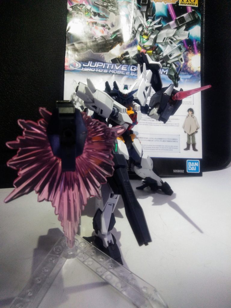 まぁ、ビルド系アルアル。 バックパックの一部は分離、防御及び攻撃に使用可能と成ります😁