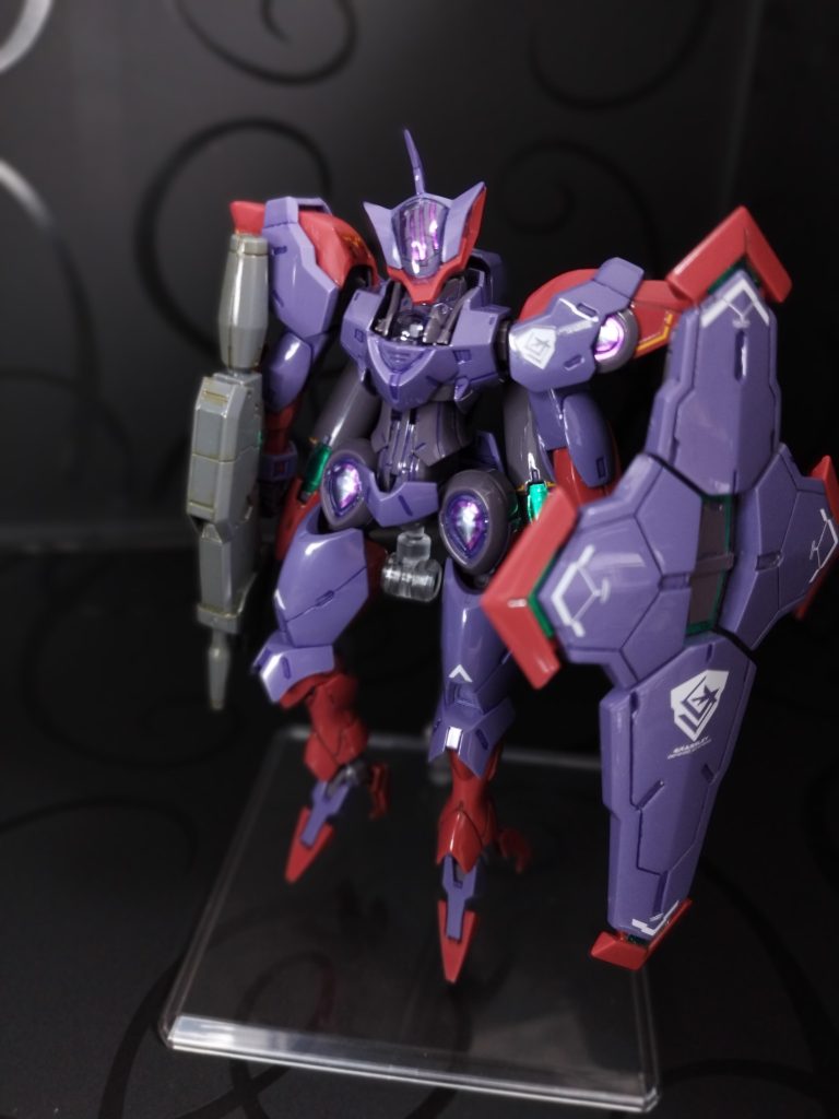 水星MSは全体的に女性的だけど、ベギルペンデは顕著ですね。搭乗者のイメージが投影されてる気がする。メスカマキリかよ。(シャディク君………)