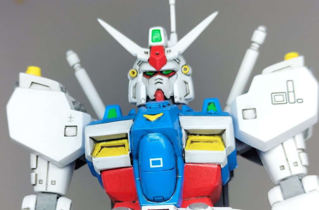 この悪顔とマッシブな手足が魅力。