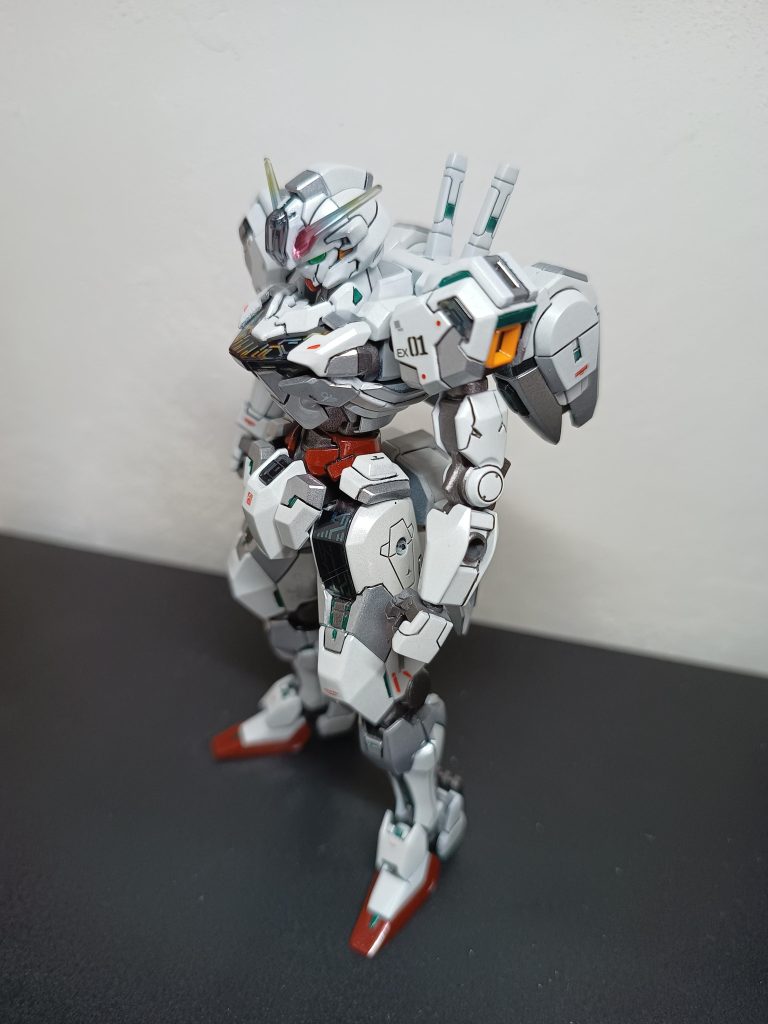 エアリアルの盾がそのまま付くと思っていたのですが形状が違った為、腕部分だけエアリアルに変更。