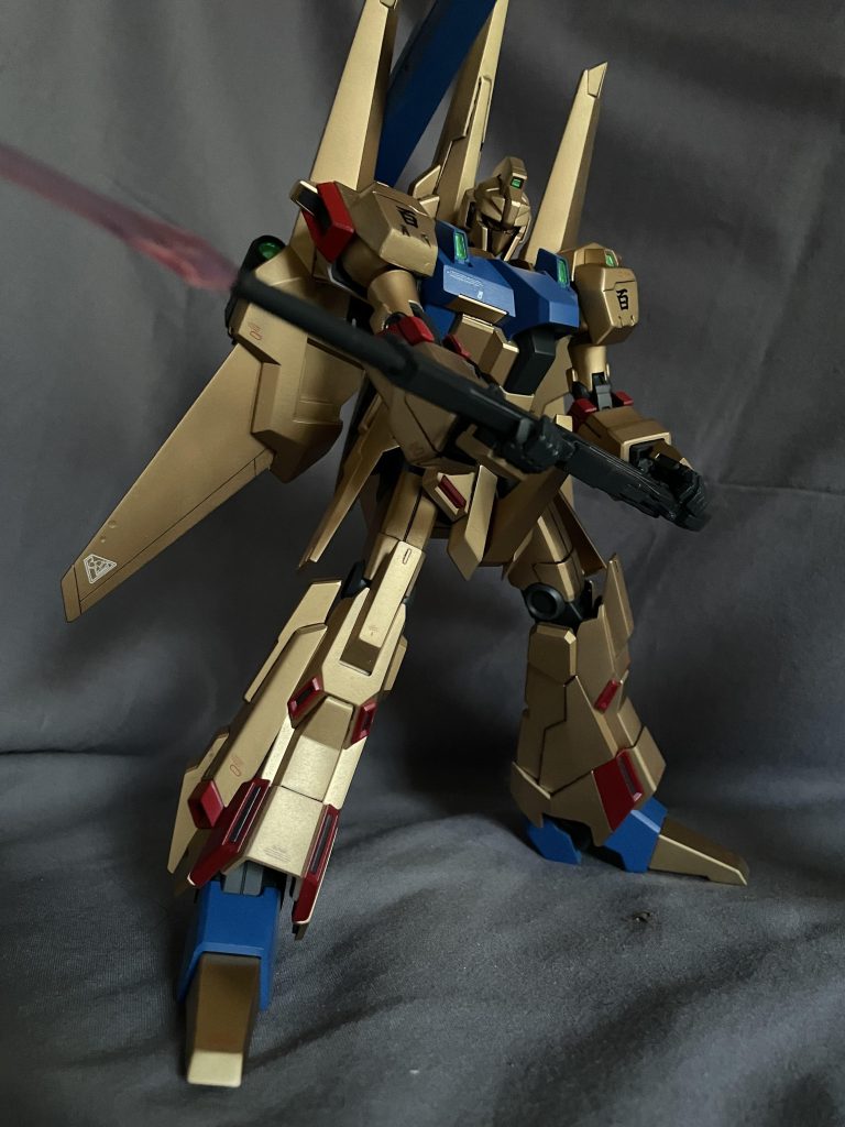 リゼル隊長機と言えば…意外と好きな、ビームライフルをサーベルとして使う、ノーム隊長最後の一撃✨あっさり受け止められちゃうんですが(笑)