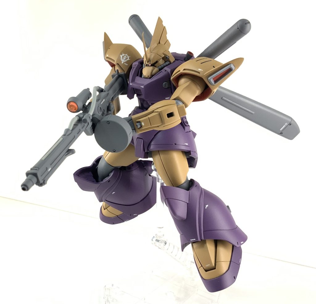 カラーリングは同じ同キットのリニューアver.を参考にしました。