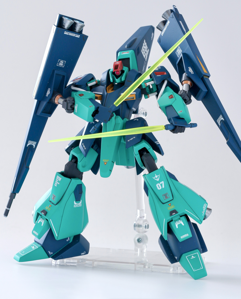 ジャンクとサプライパーツの複合体です腹部ロールは流石に出来なかったのでそれ以外は現代基準の可動範囲を持ってます