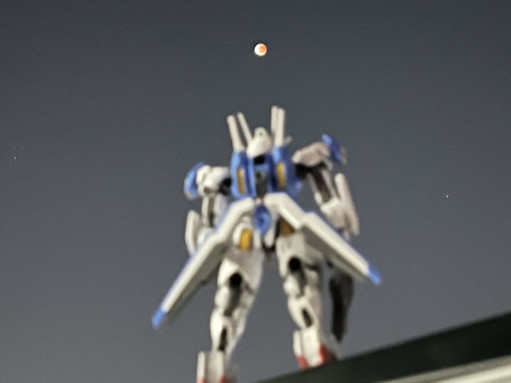 遥か遠くに浮かぶ星–3枚目/制作者：アストレイアス