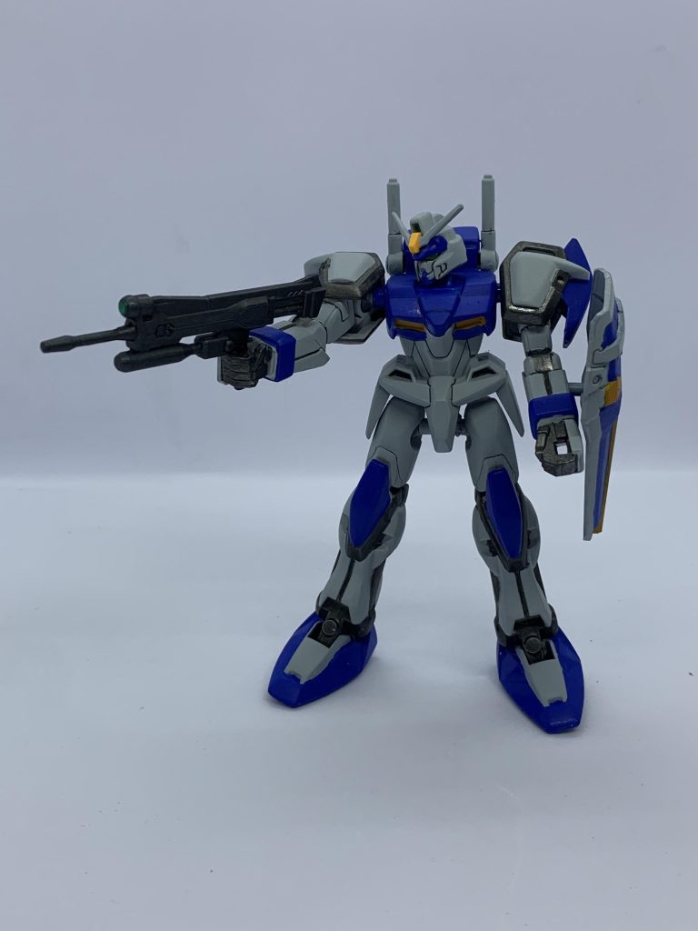 後ろはあまり見んといてほしい…可動はほぼない。腰アーマーの形状のお陰で前後の開脚は凄いけど。実は途中股関節と脚のジョイント片方捩じ切れてしまって焦った。