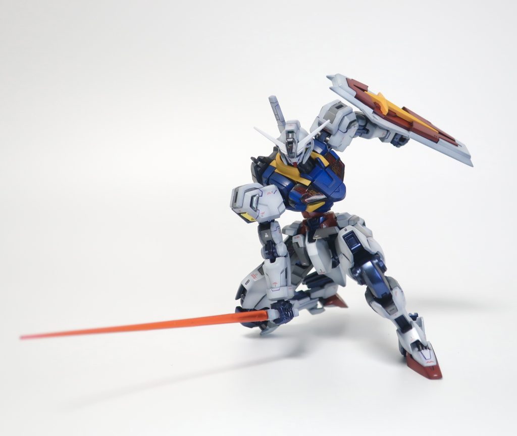 可動が優秀なのでお馴染みのポーズも決まります