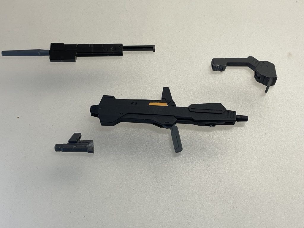 加工失敗した時とか急に気分が変わった時に備えてノーマルのロングビームライフルに戻せるよう作りました。