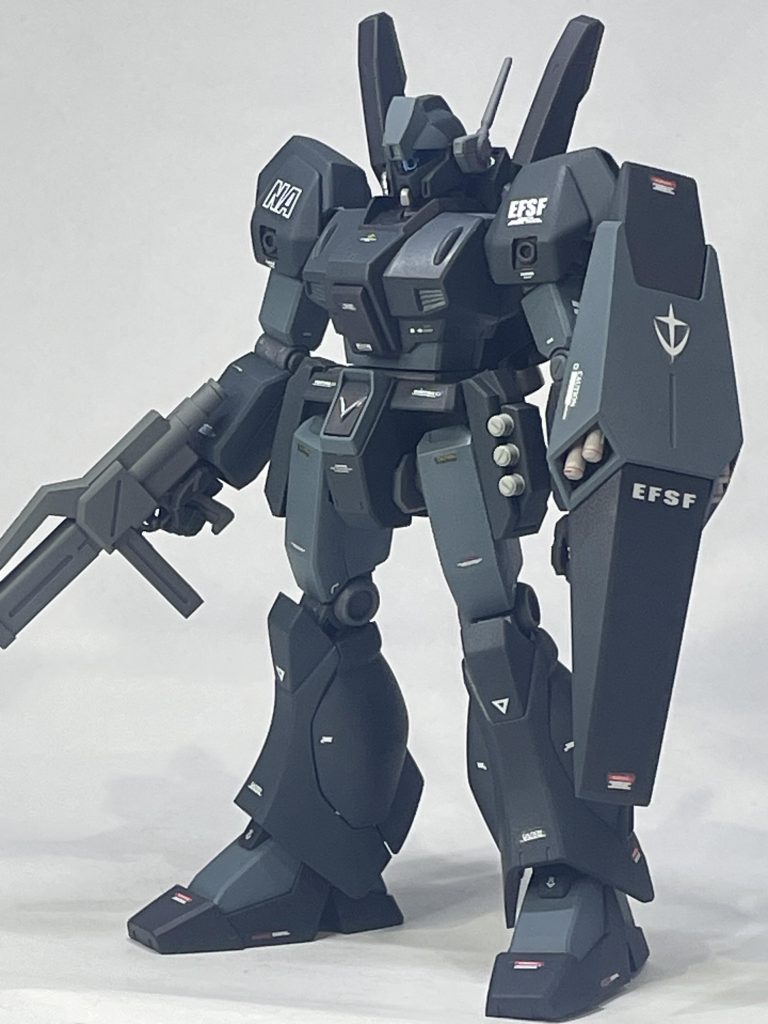 HG ジェガン。8月9日ジェガンの日を記念して制作。ジェスタカラーに全塗装してみました。